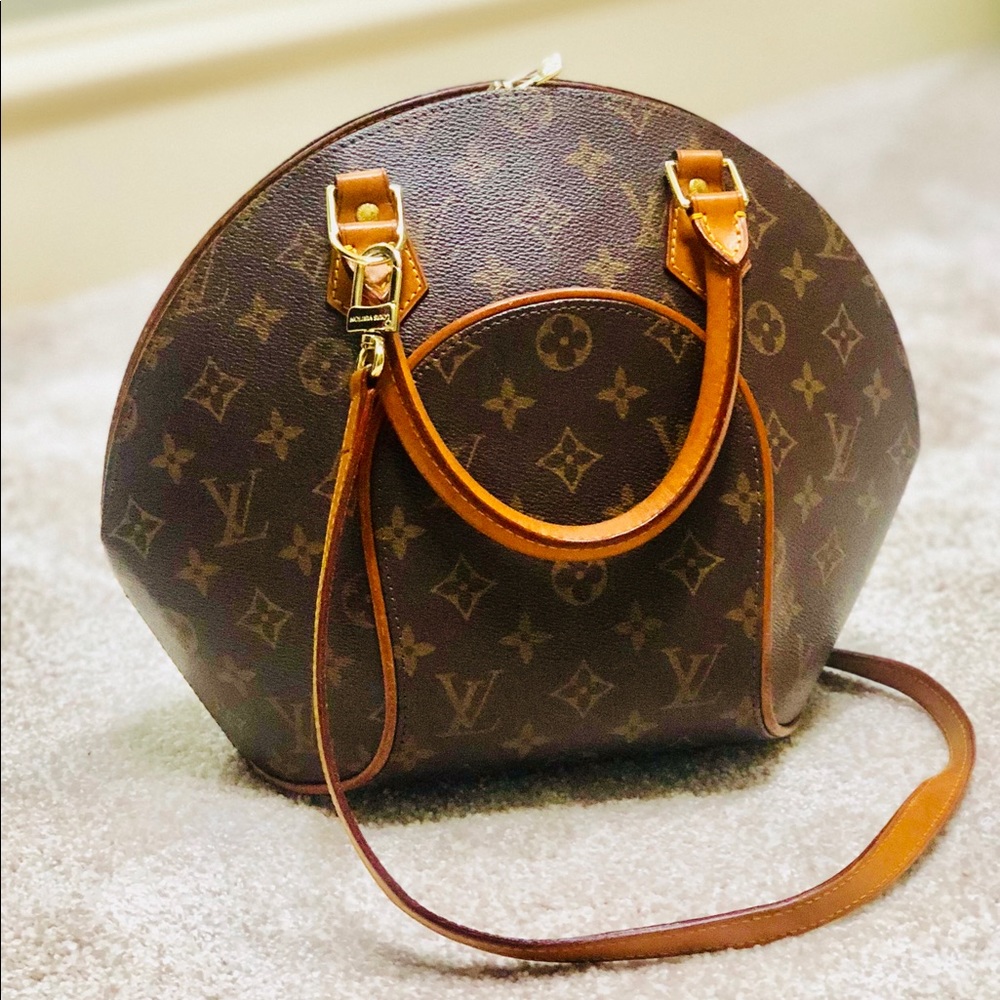 Louis Vuitton Ellipse PM